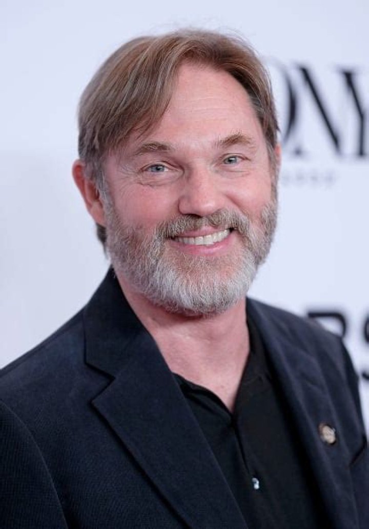 Richard Thomas Net Worth, Wealth, and Annual Salary 2 Rich 2 Famous