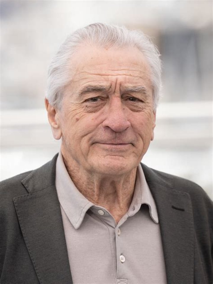 Robert De Niro Pays Government 6.4 Million in Back Taxes Closer Weekly