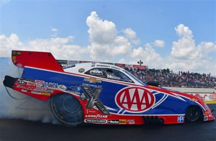 ROBERT HIGHT AND AAA TEXAS BACK TO THEIR WINNING WAYS AT NHRA