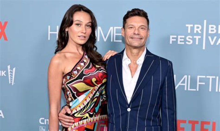 Ryan Seacrest Biography Wife, Age, Parents, Net Worth, Height, TV