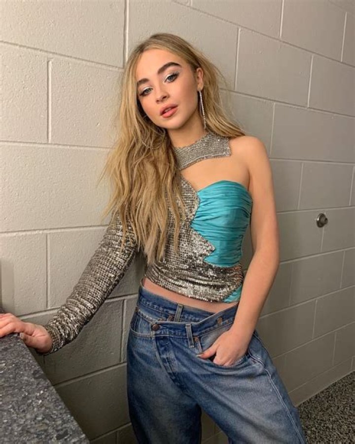 Sabrina Carpenter The Fappening Sexy (29 Photos) The Fappening