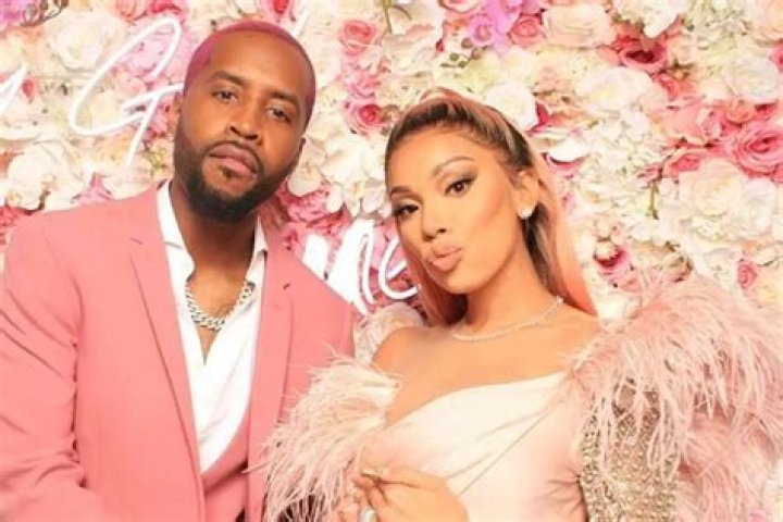 Safaree Makes Fans&rsquo; Day With This Video Featuring His And Erica Mena&rsquo;s