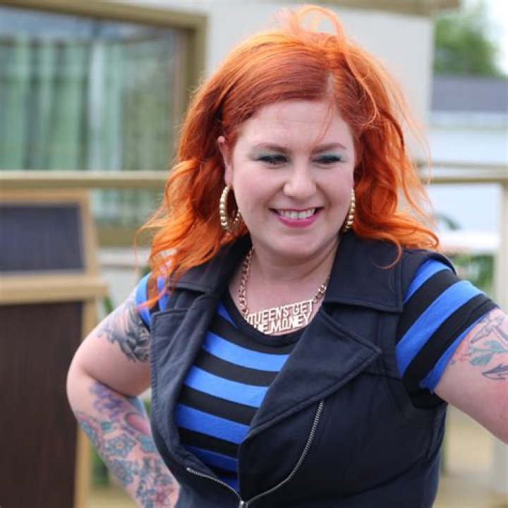 Sarah Dunsworth Profile