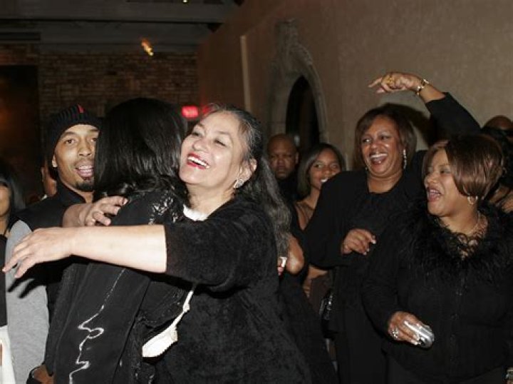 Sarah L. Porter (L), Kim Porter (C) and Quincy Brown at Kim Porter&rsquo;s