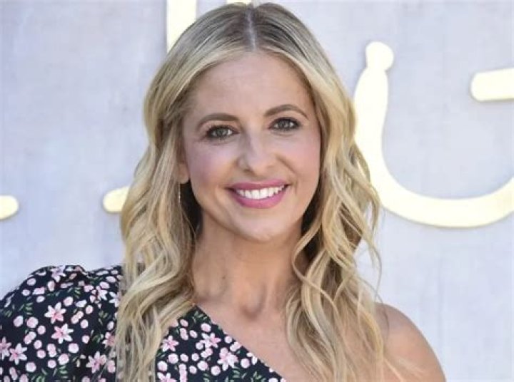 Sarah Michelle Gellar Age Height, Family, Husband, Net Worth