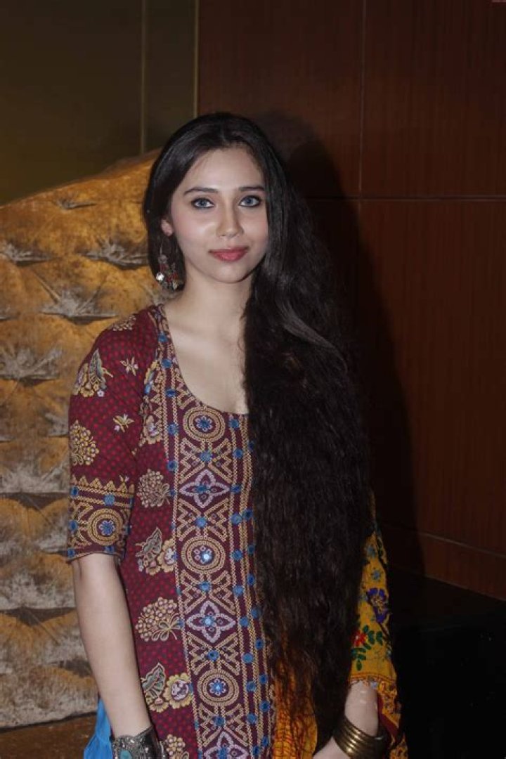 Sasha Agha Biography, Height & Life Story Super Stars Bio