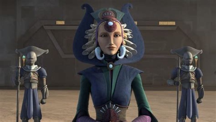 Satine Kryze The Mandalorian star reveals who she would pick to