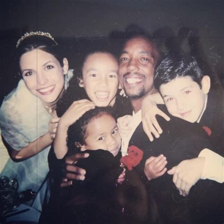 Sean Elliott Wife, Net Worth & Spurs [2024 Update]