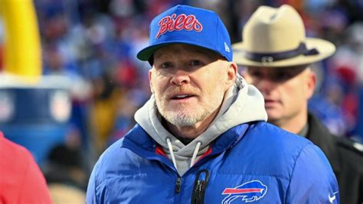 Sean McDermott shoos Bill Belichick&rsquo;s son off field during warmups