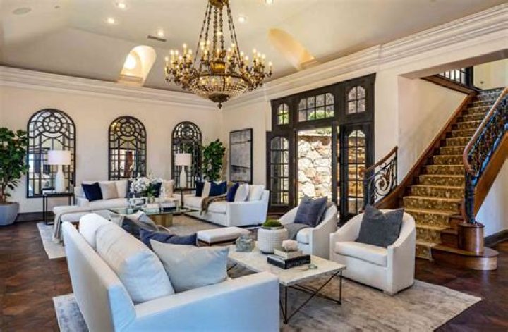 See Inside Camille and Kelsey Grammer's Former Estate