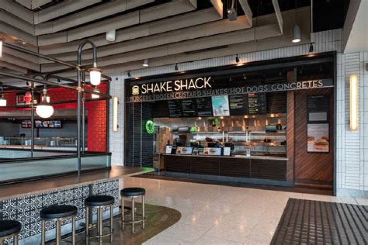 Shake Shack &mdash; Brodson Construction