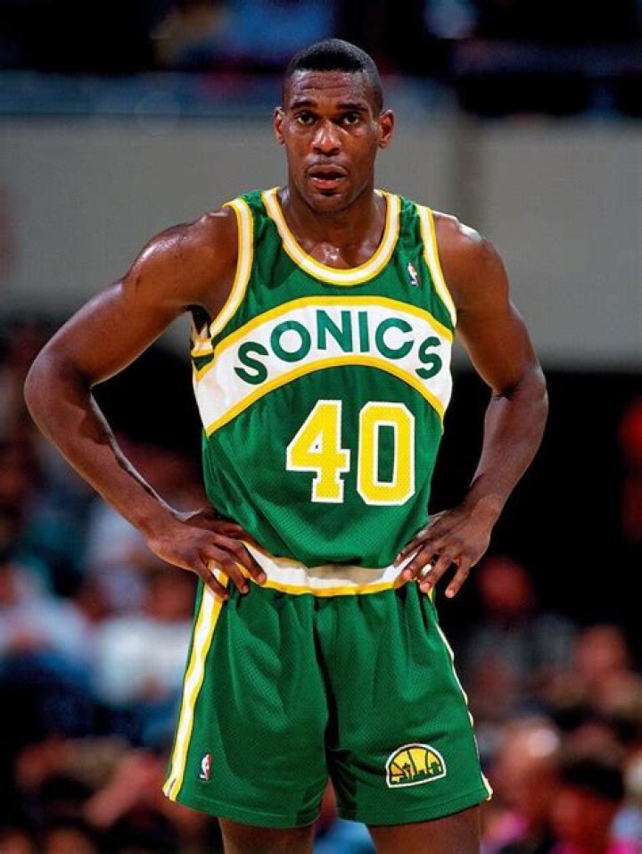 Shawn Kemp's most infamous post dunk celebrations No taunting techs