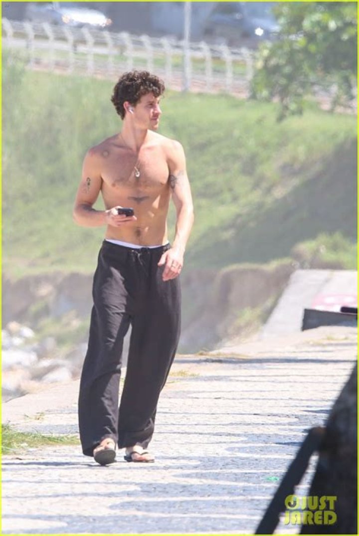 Shawn Mendes Goes Shirtless on Hike with His Longtime Doctor Jocelyne