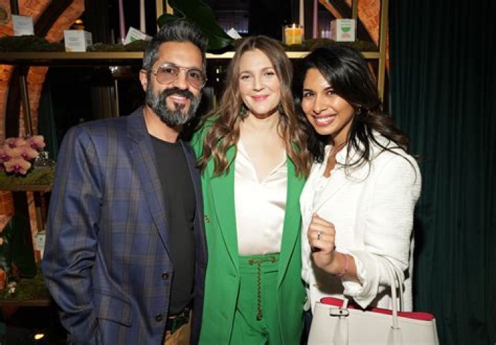 Sheena Melwani Husband Who is Dineshi Melwani?
