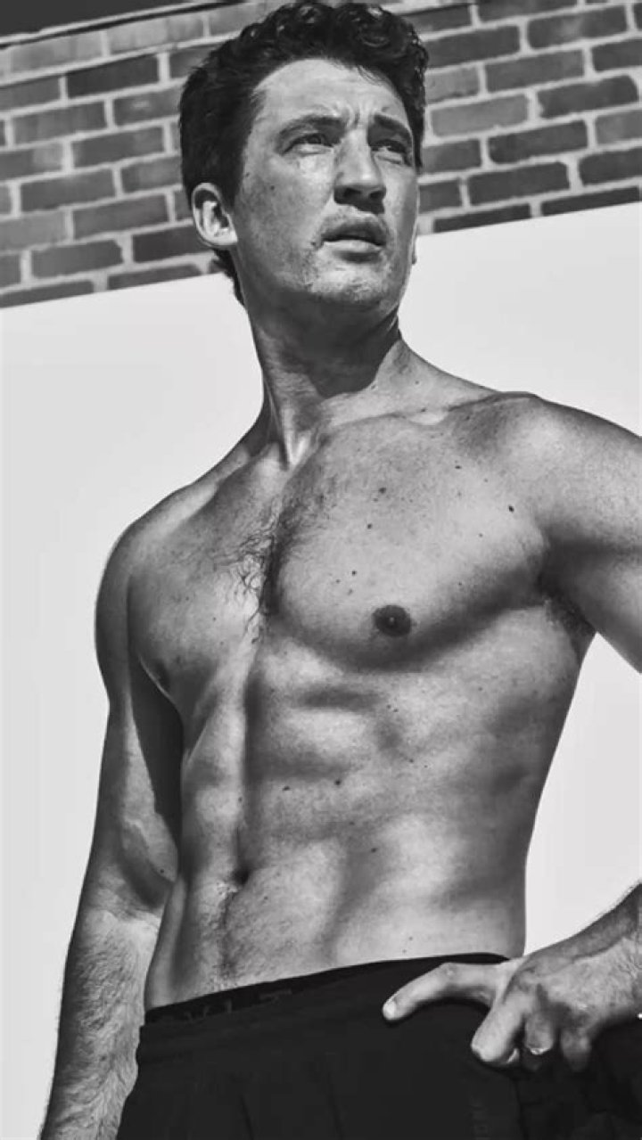 Shirtless actors, Hottest guy ever, Cute guy pics