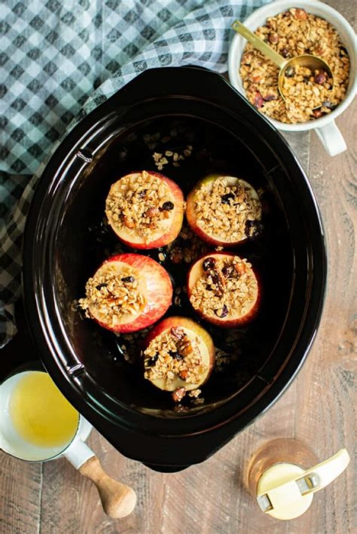 Slow Cooker Baked Apples, a delicious fall treat straight from your