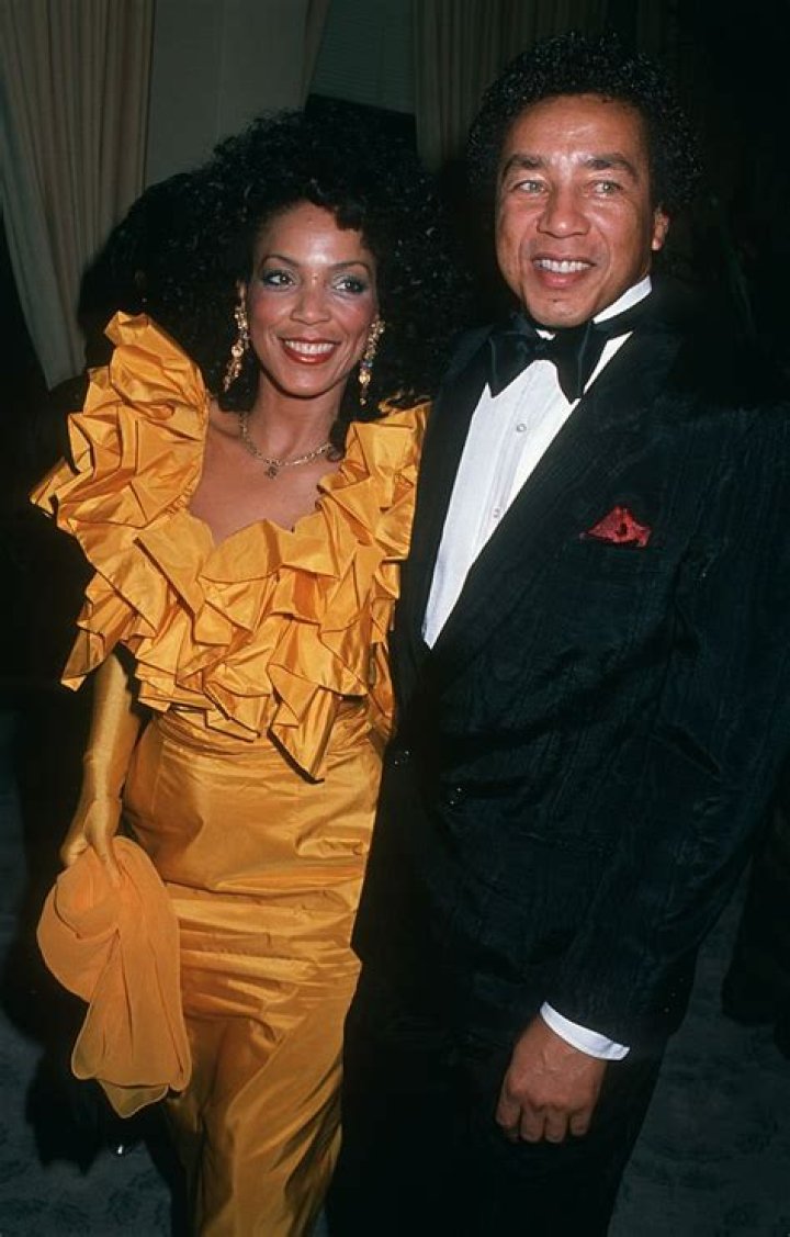 Smokey Robinson and His Exwife Claudette Robinson's Rough Divorce Battle