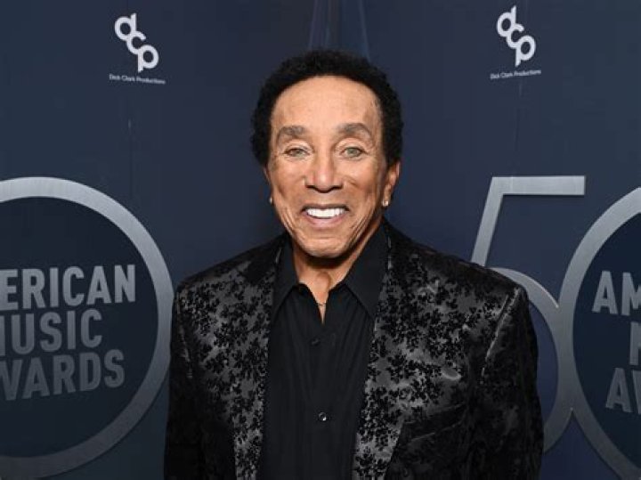 Smokey Robinson MayaCharlii
