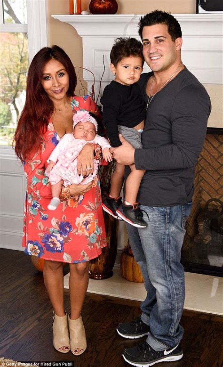 Snooki Marries Jionni LaValle
