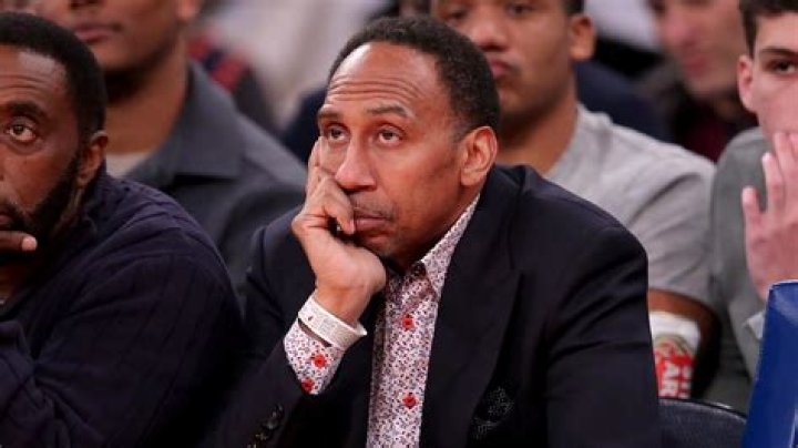 Stephen A. Smith discusses sports with Kevin Hart