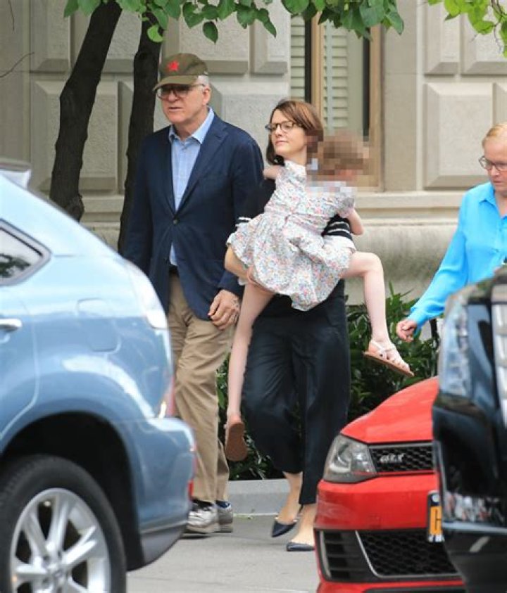 Steve Martin’s Only Daughter Mary Everything To Know About Her