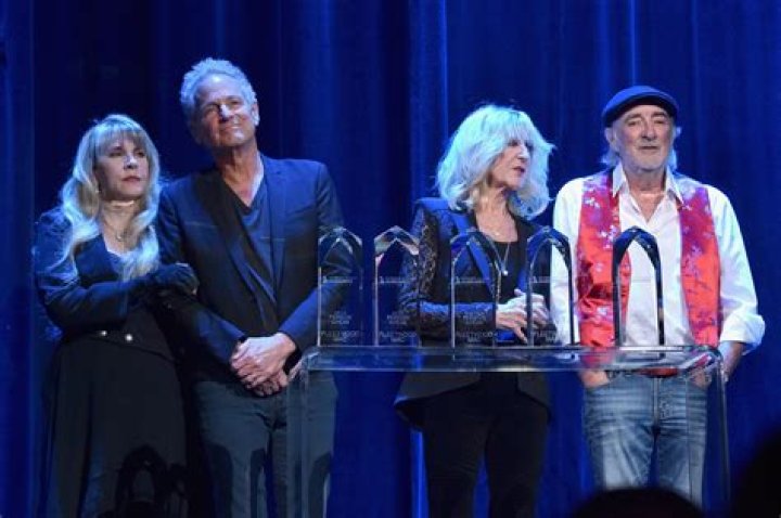 Stevie Nicks Once Said The 'Electric' Attraction With Lindsey