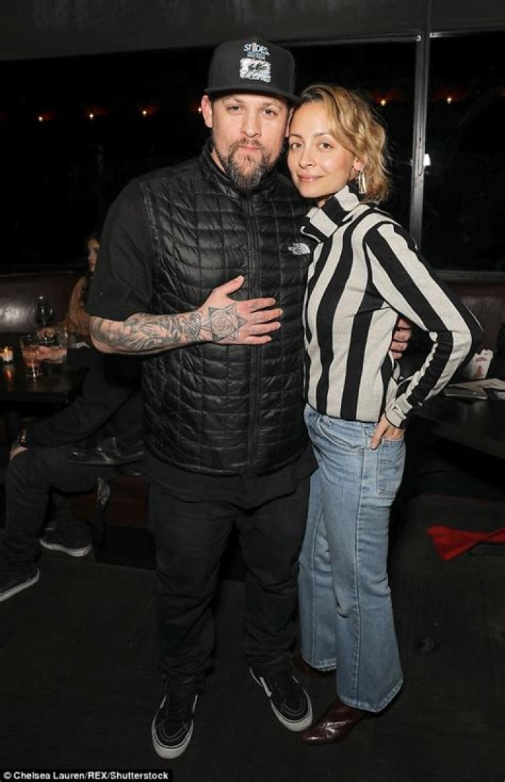 Stylish Nicole Richie cosies up to husband Joel Madden Daily Mail Online