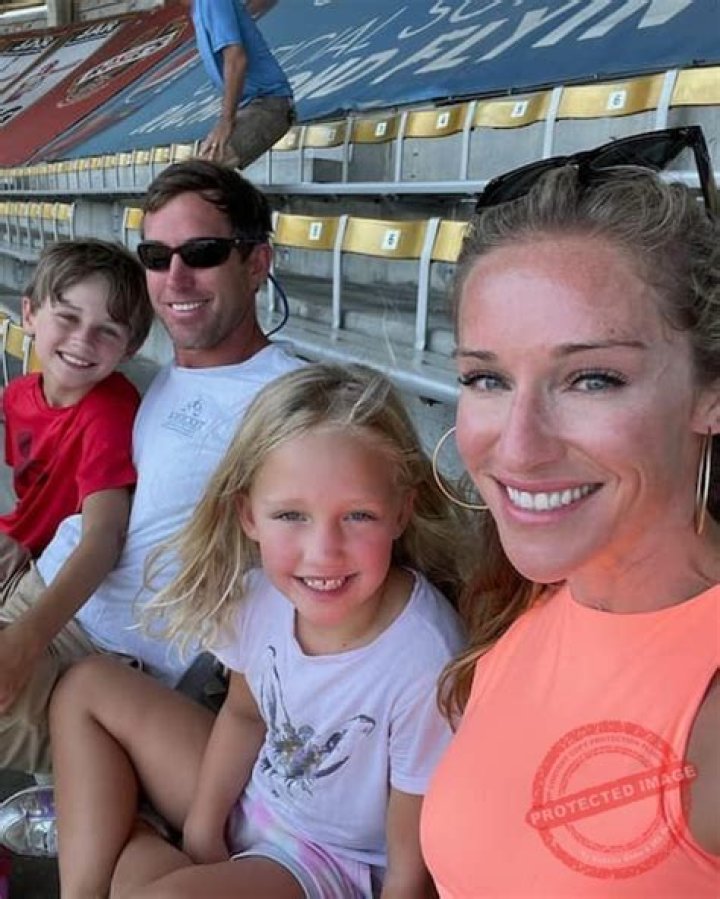 Susanna Gibson Family, Net Worth, Husband, Parents, Wiki, Biography