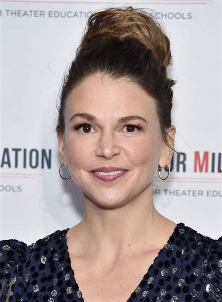 Sutton Foster Biography, Younger, Musicals, & Facts Britannica