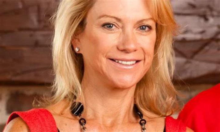 Suzanne TuberVille: A Renowned Fashion Designer