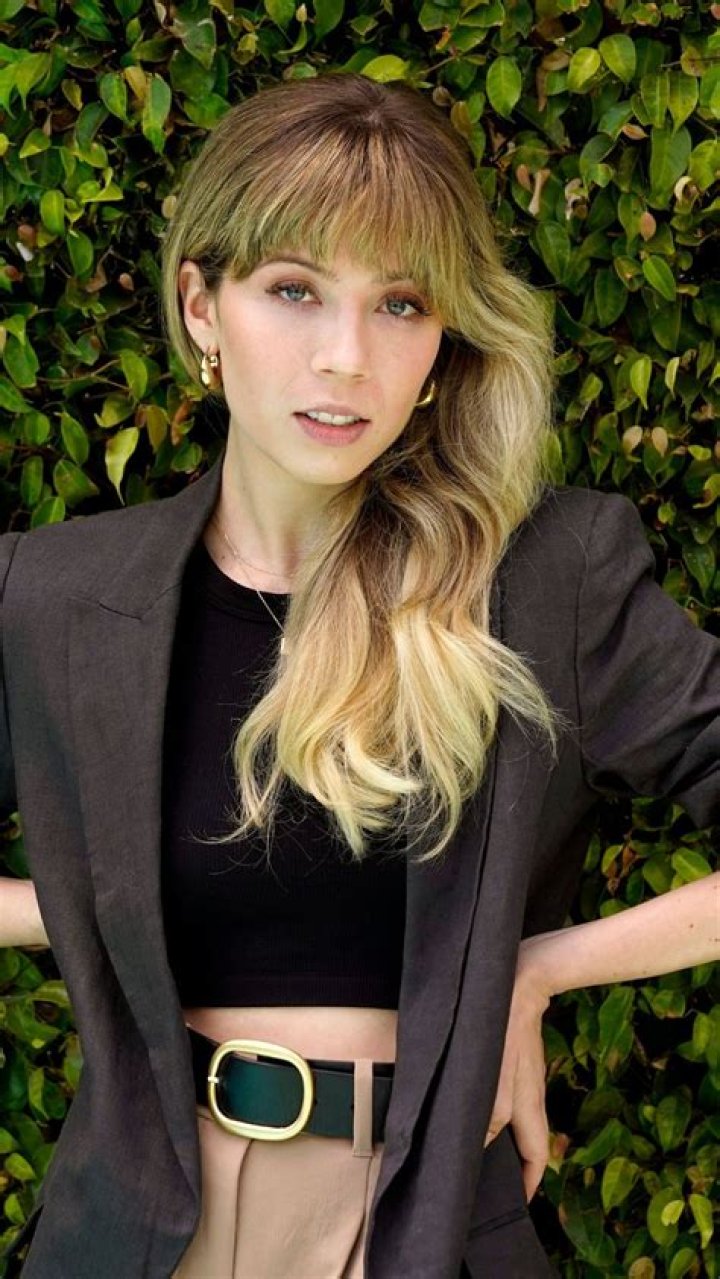 Television McCurdy has released a tellall book Page 2