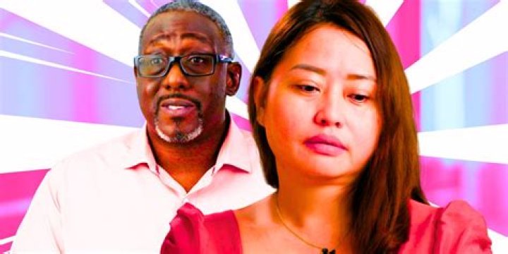 The Inside Scoop On Liz And Riley From "90 Day Fiance"