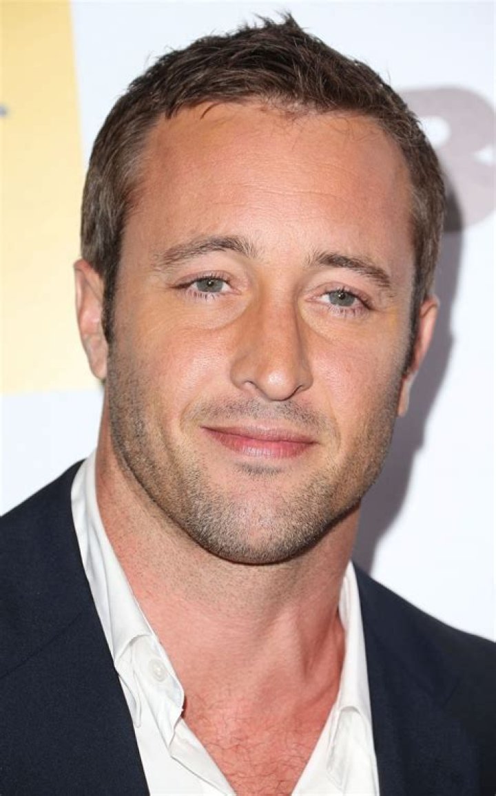 The Ultimate Guide To Alex O'Loughlin's Film And Television Career