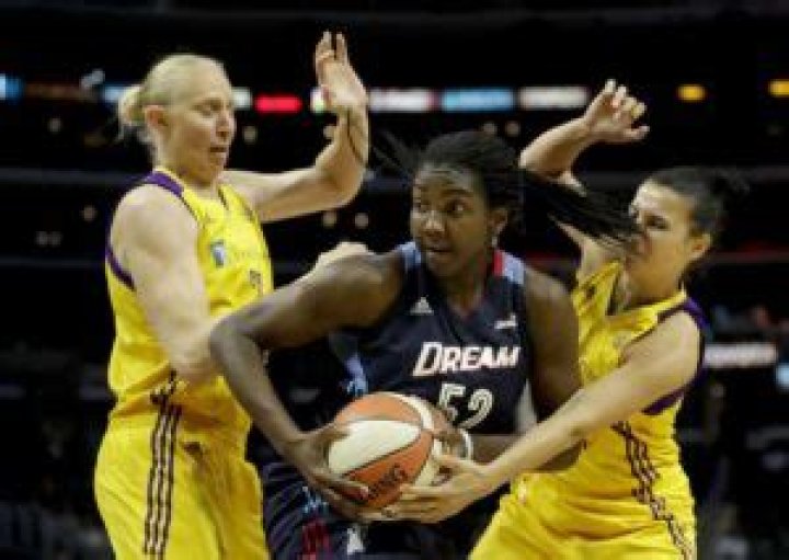 The Undefeated profiles Ivory Latta and Elizabeth Williams’ crossover