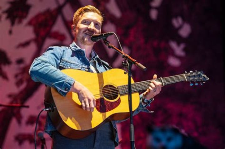 Throwback To Tyler Childers & His Wife, Senora May, Singing Willie