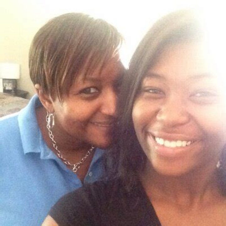 Tina Cobb (Macobb18) Twitter