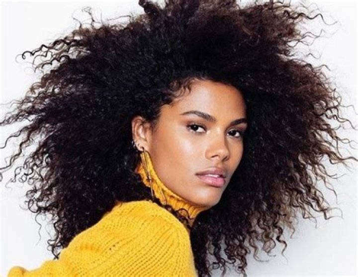 Tina Kunakey Biography, Age, Baby, Mother, Instagram, Net worth 2020