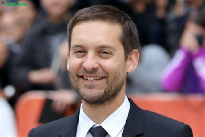 Tobey Maguire Net Worth 2023 How Much does Tobey Maguire Make for