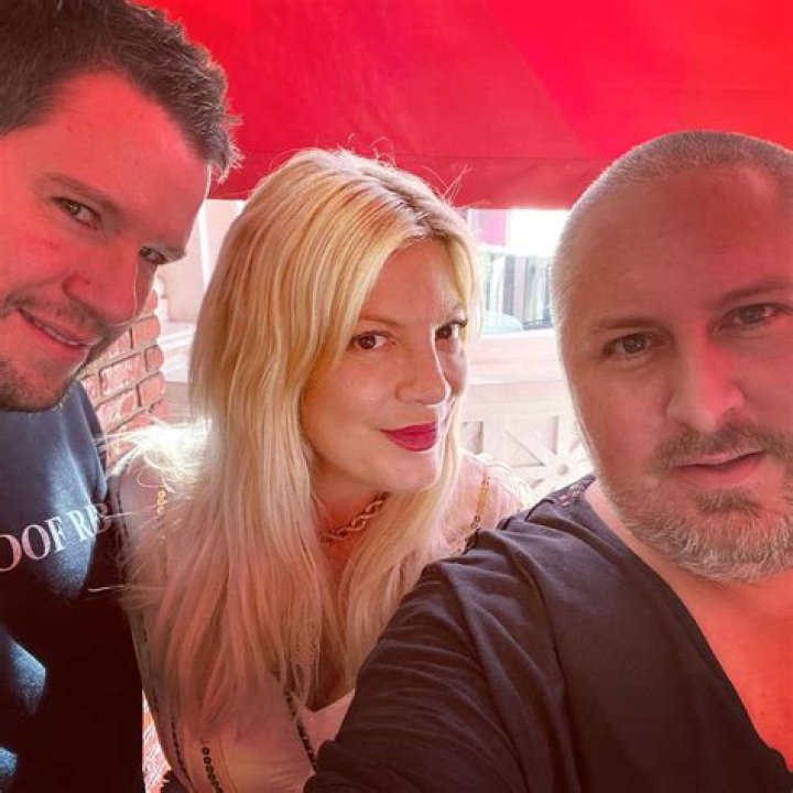 Tori Spelling Mourns Sudden Death of Friend Scout Masterson