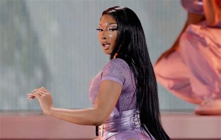Trending News 804h3m Megan Thee Stallion Height In Inches