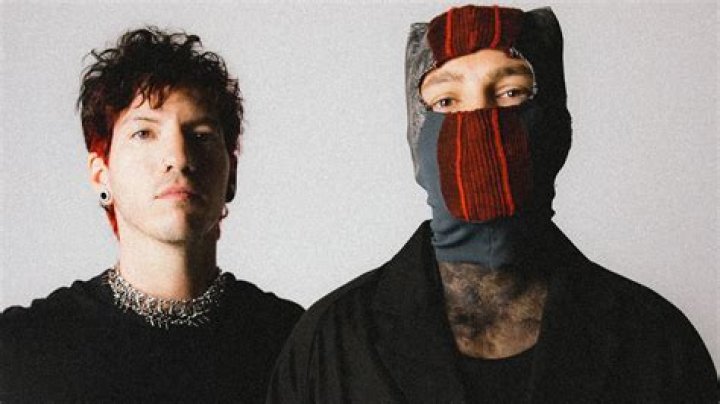 twenty one pilots Have Released A Mysterious & Captivating Video For