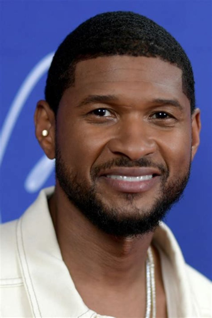 Usher Bio, Age, Height, Career, Relationships, Net Worth, Twitter in