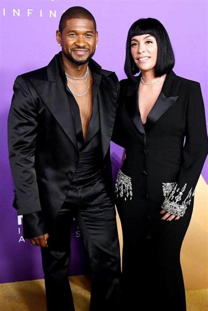 Usher Raymond and his Wife are expecting their First Child PURE