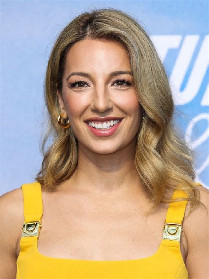 Vanessa Lengies Actress, Dancer, Singer