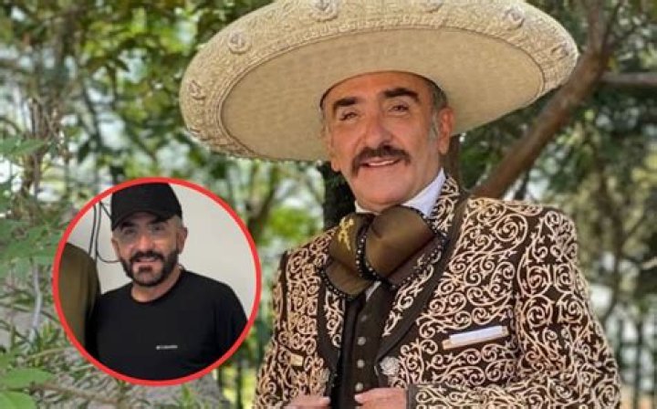 Vicente Fern&aacute;ndez Jr. presume espectacular foto de su esposa y sus