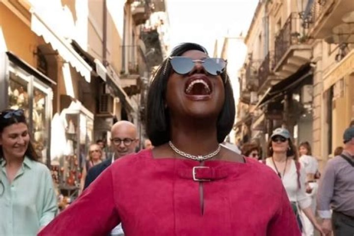 Viola Davis Praised for Powerful Pay Gap Speech 'Pay Me What I'm Worth