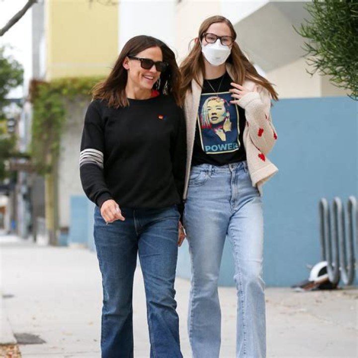 Violet Affleck Enjoys The Perks Of Being A Celebrity Kid