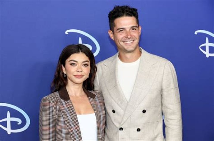 Wells Adams & Sarah Hyland's Parents Have Not Met Yet And It's