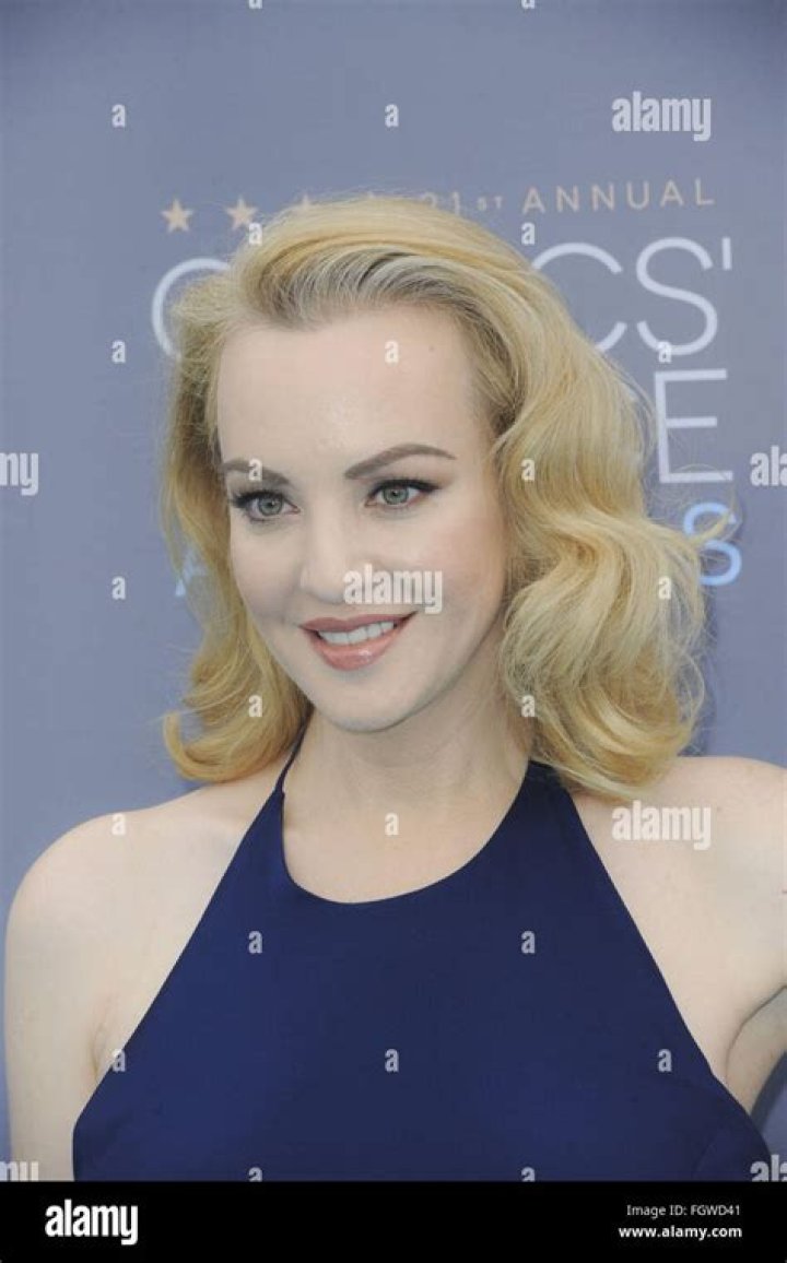 Wendi McLendonCovey2016 Critics Choice Awards 01 GotCeleb