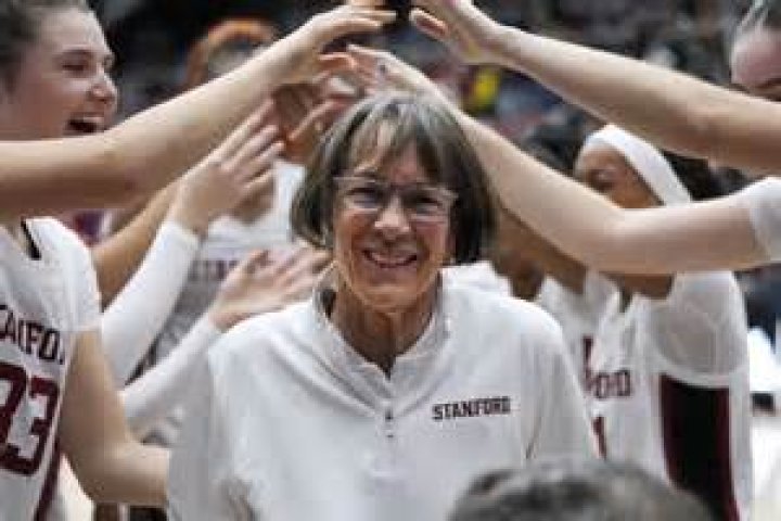 What makes Tara VanDerveer so great? Let her players tell you
